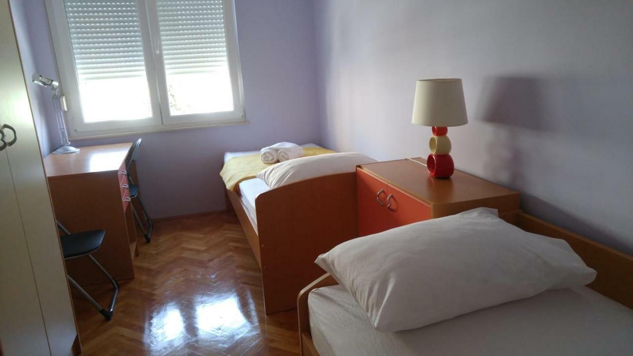 Two Bedroom Apartment Near Beach And Center Spalato Esterno foto